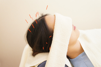 頭痛肩こり施術イメージ